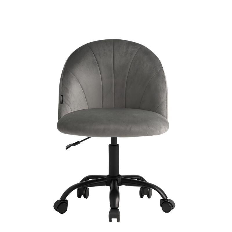 Karrige me rrotullim CELIA, Grey