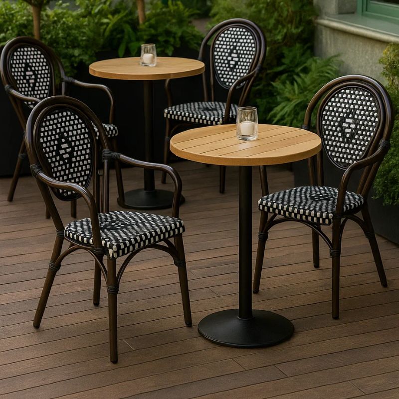 Karrige YARA, Black+White