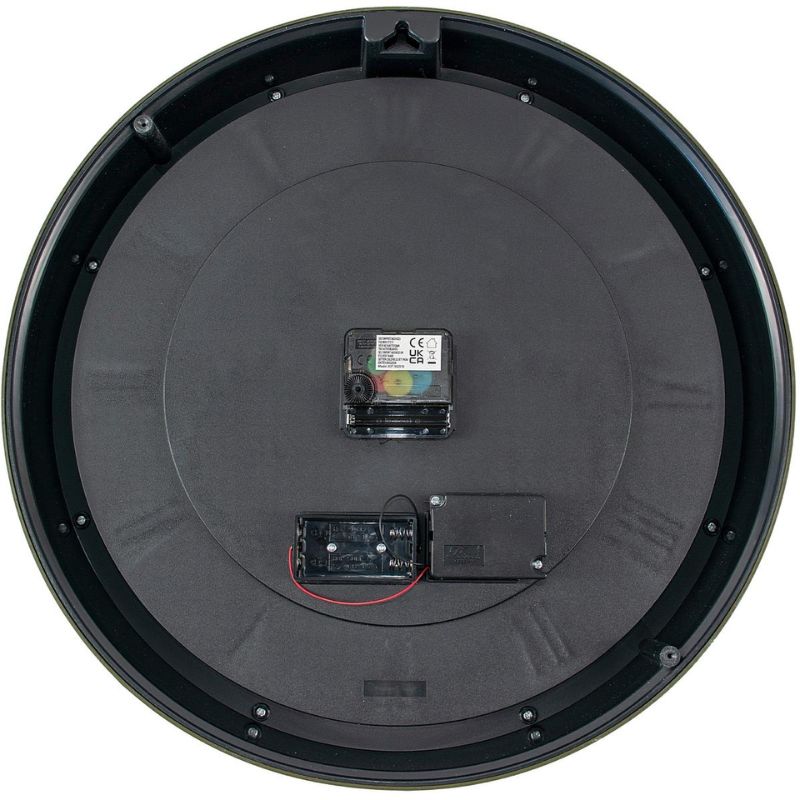 Orë muri me akrepa lëvizës